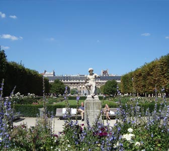 Visitar los jardines del Palacio Real de París